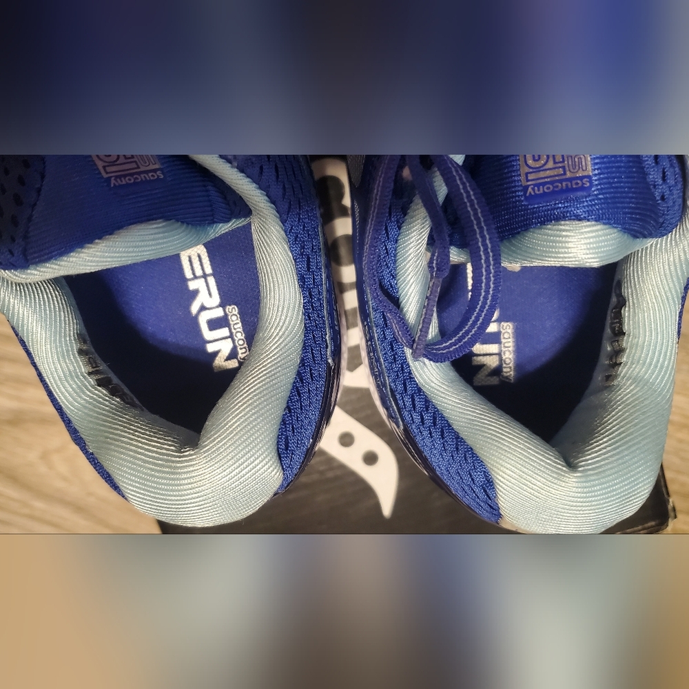 Women's Saucony 6.5 fit (size 7) - Picture 5 of 10